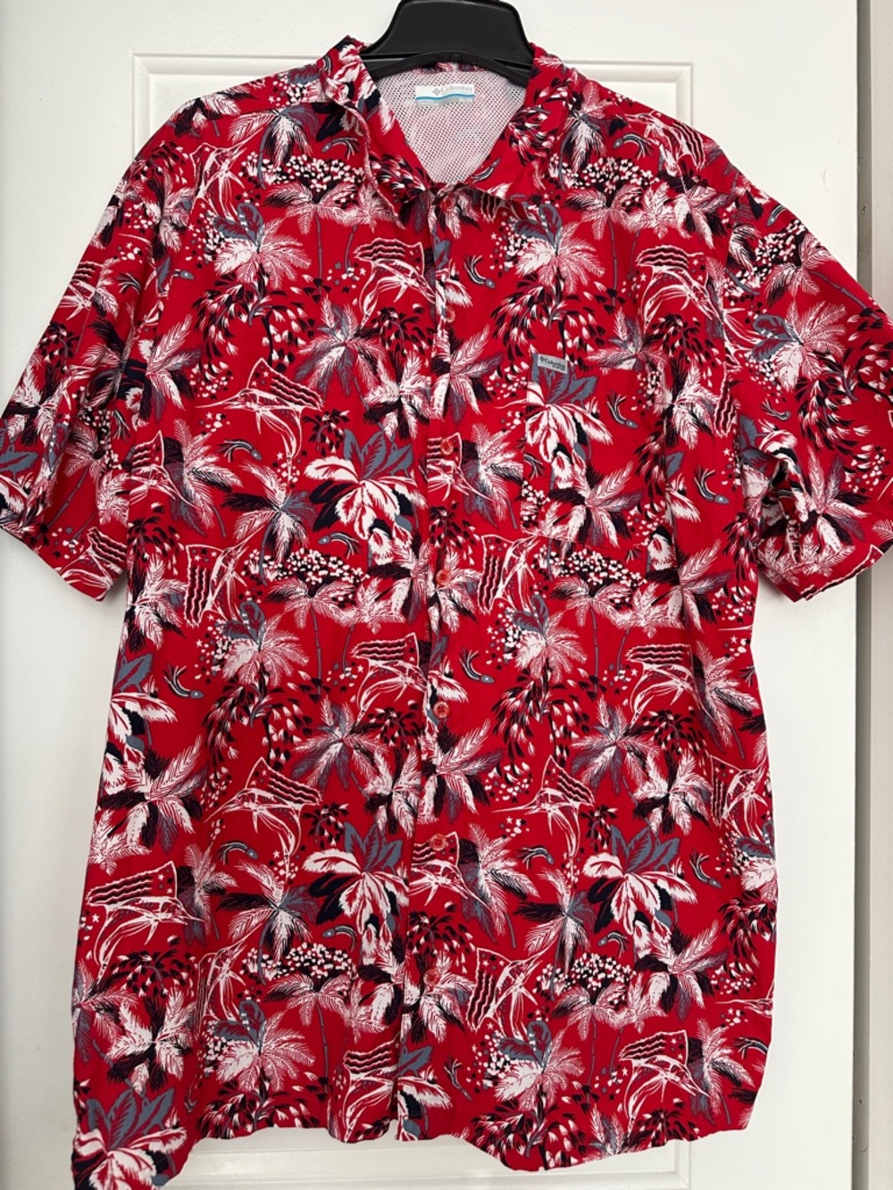 Columbia Red Tropical Floral Short Sleeve Button-Down Shirt